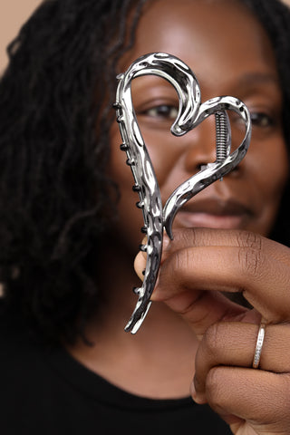 AMOUR HAIR CLAW - Kandaka Safia